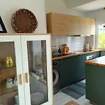 90m2 Com Vista Mar - *